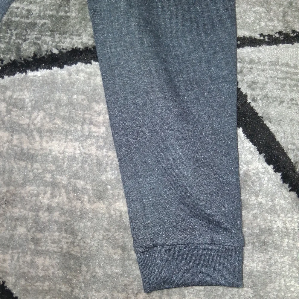 EUC Children's Place Size 5T Black Kids Fleece Jogger Pants!!